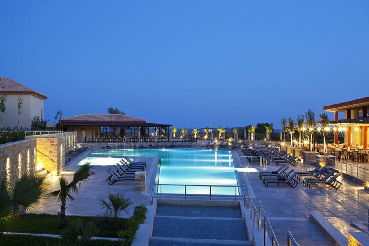 อพอลโลเนียน แอสเทเรียส รีสอร์ต แอนด์ สปา Hotel Paliki ภายนอก รูปภาพ