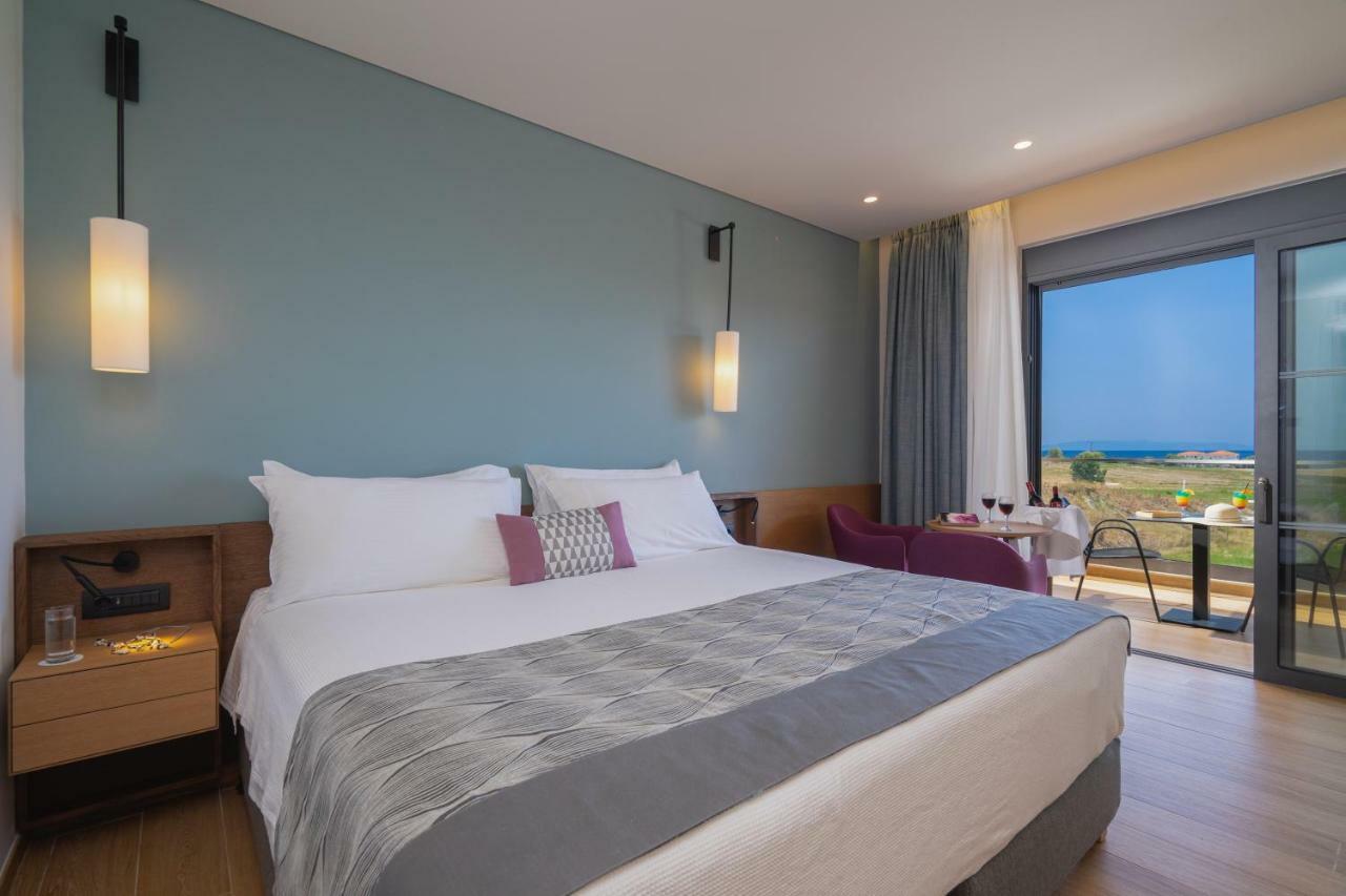 อพอลโลเนียน แอสเทเรียส รีสอร์ต แอนด์ สปา Hotel Paliki ภายนอก รูปภาพ